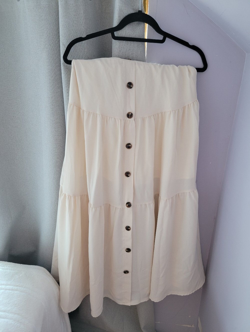 SHEIN Cream Button-Front Tiered A-Line Skirt